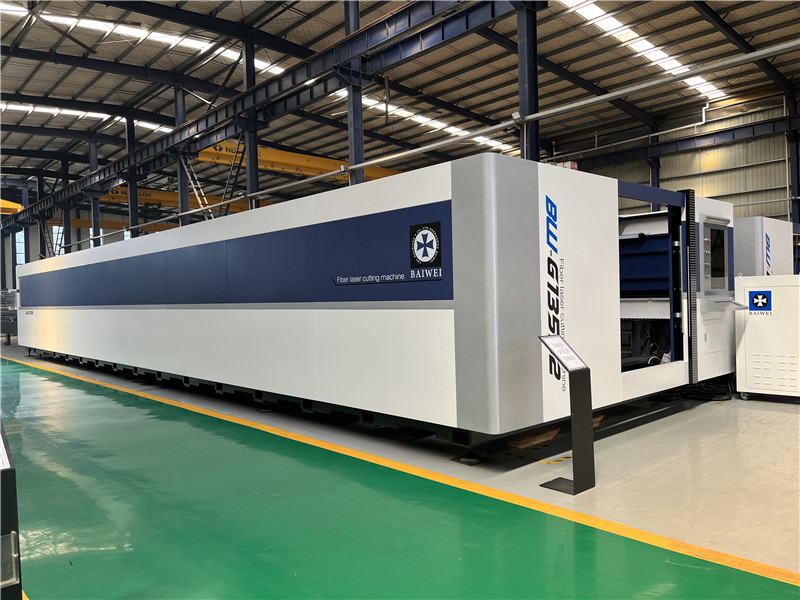 carbon steel laser cutting machine